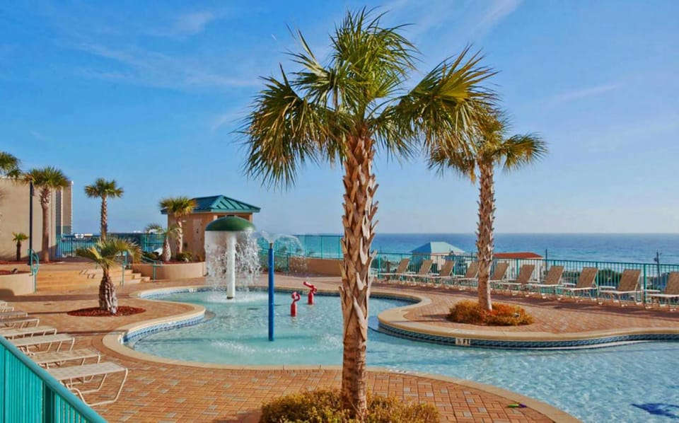Laketown Wharf 318 House in Long Beach