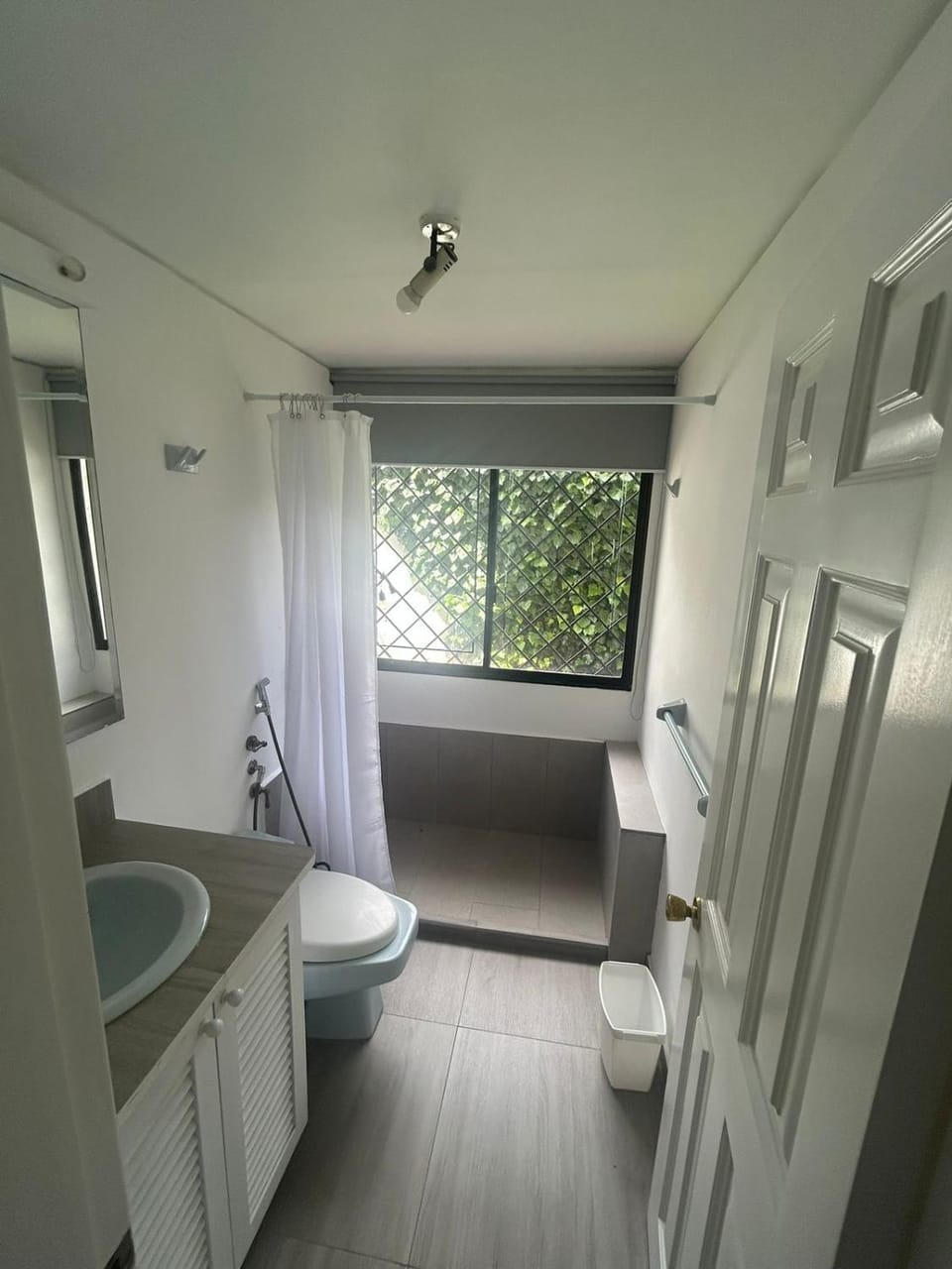 Suit en Urbanización Monteserrín Apartment in Quito