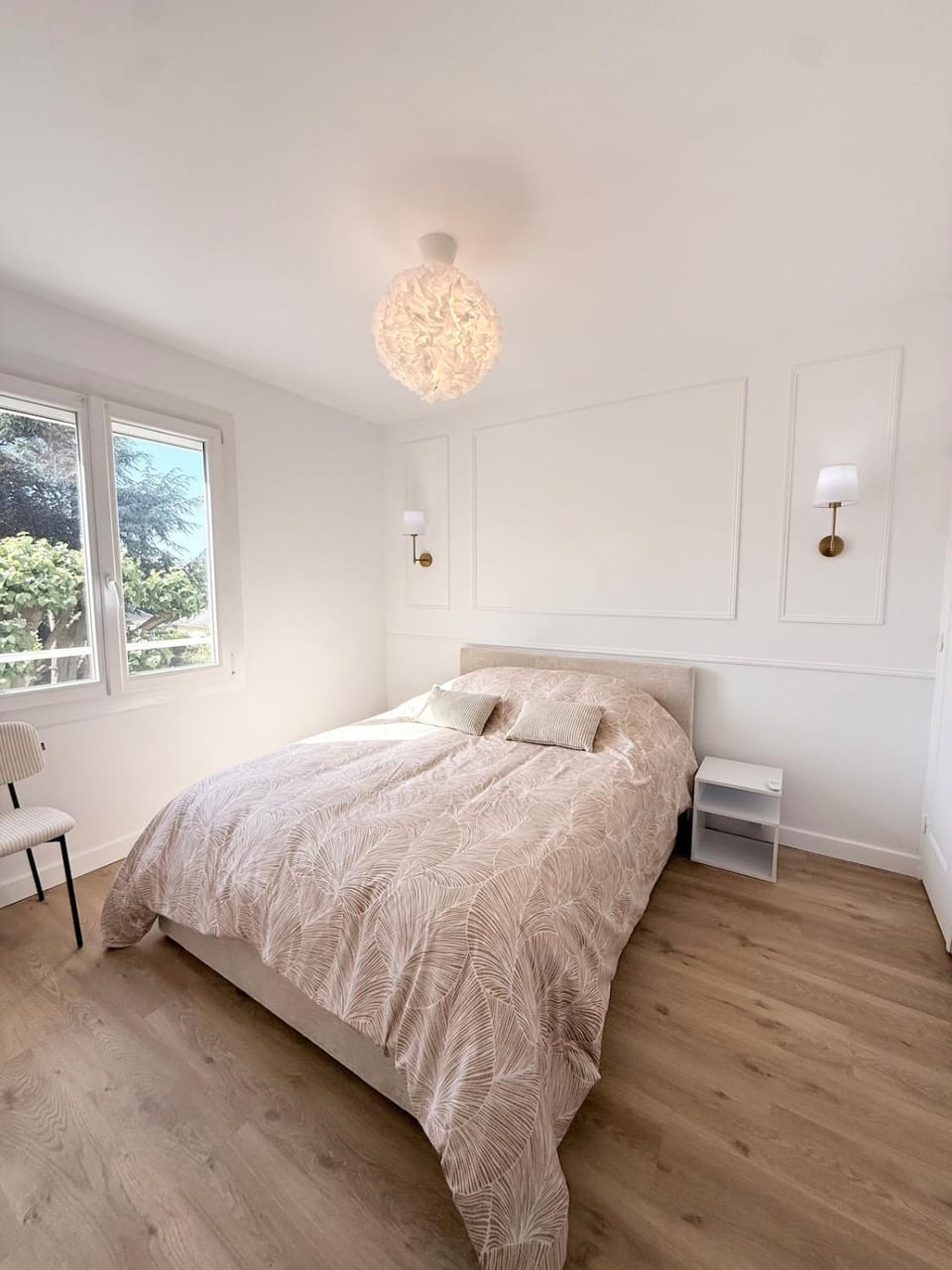 Bed, Bedroom