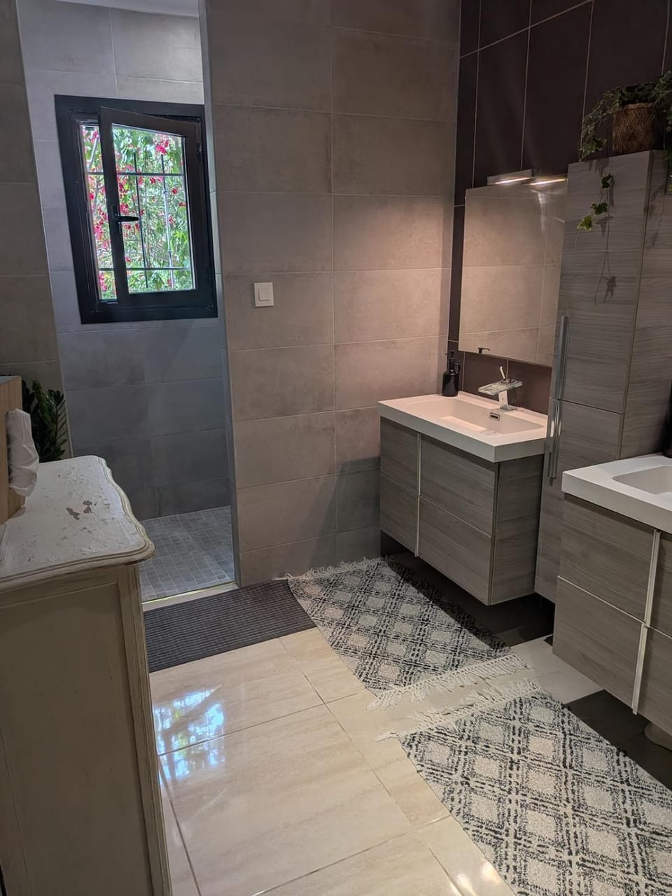 Maison avec grand jardin et jacuzzi proche de l'Etang de Thau House in Balaruc-les-Bains