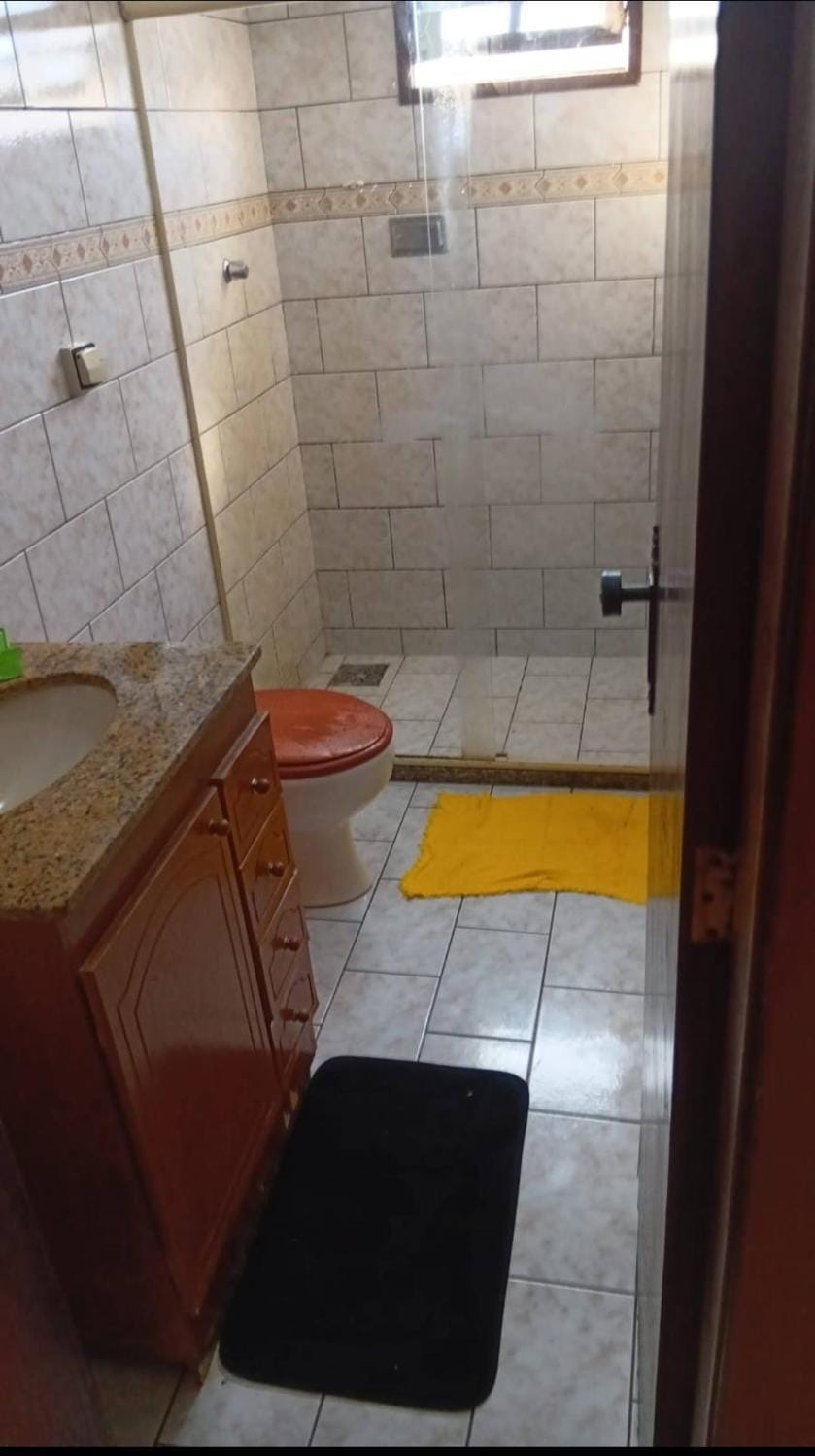 Quarto privativo em casa compartilhada Vacation rental in State of Rio de Janeiro