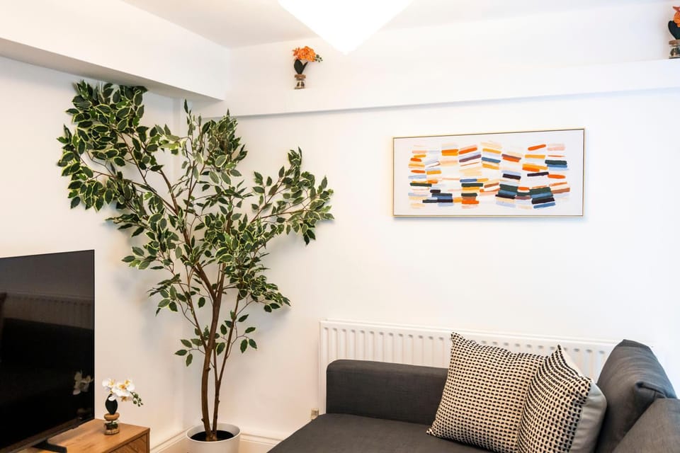 Garden 1 Bedroom Camden Apartment Apartment in London Borough of Islington