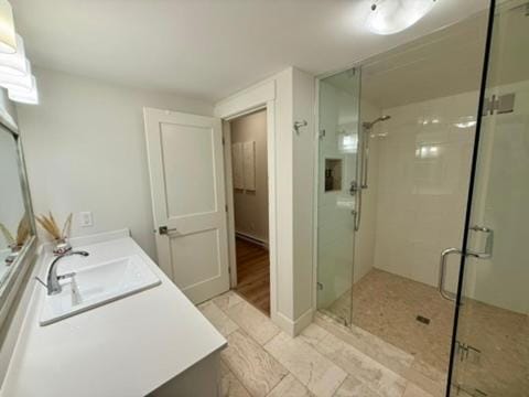 WT Modern Nest Bed and Breakfast in Kelowna
