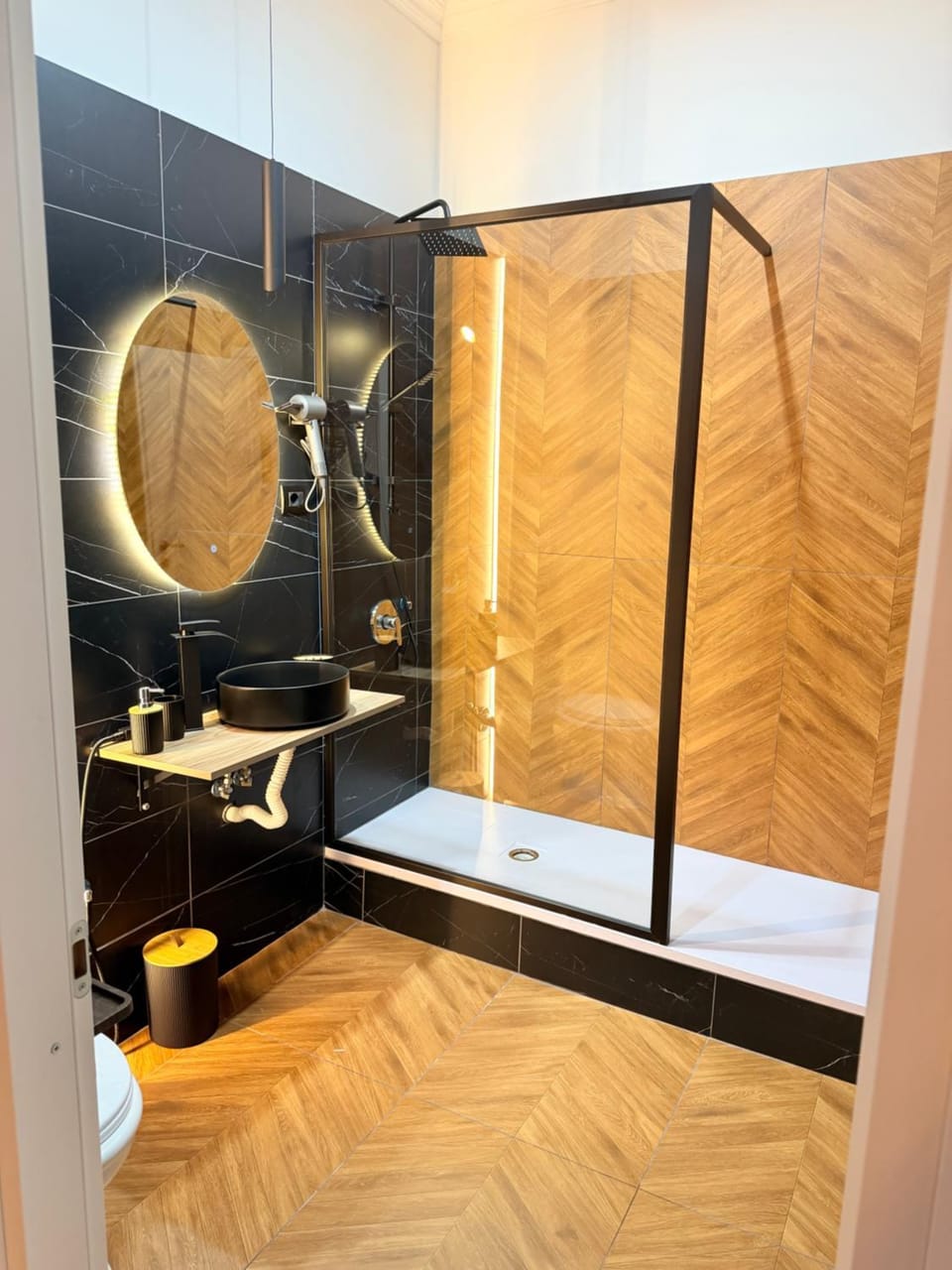 Shower, Bathroom
