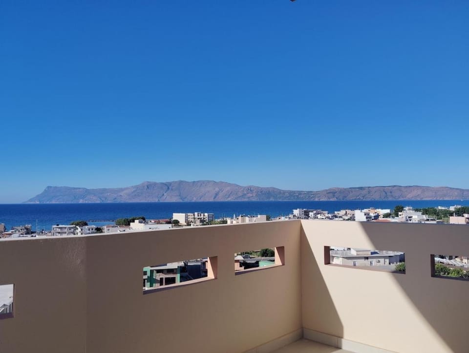 Kissamos Hillside Blue Studio 2 Apartment in Kissamos