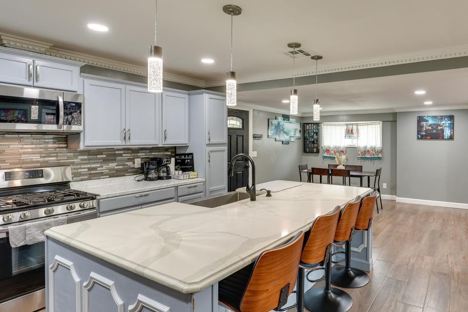 Great for Families! Shreveport Getaway w/ Patio House in Shreveport