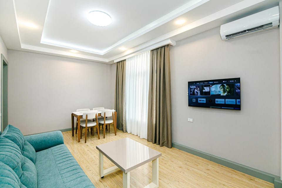 TV and multimedia, Living room, Seating area, air conditioner