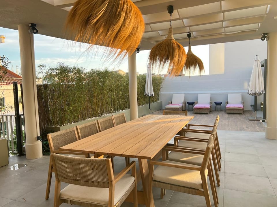 Saldanha Penthouse Apartment in Lisbon