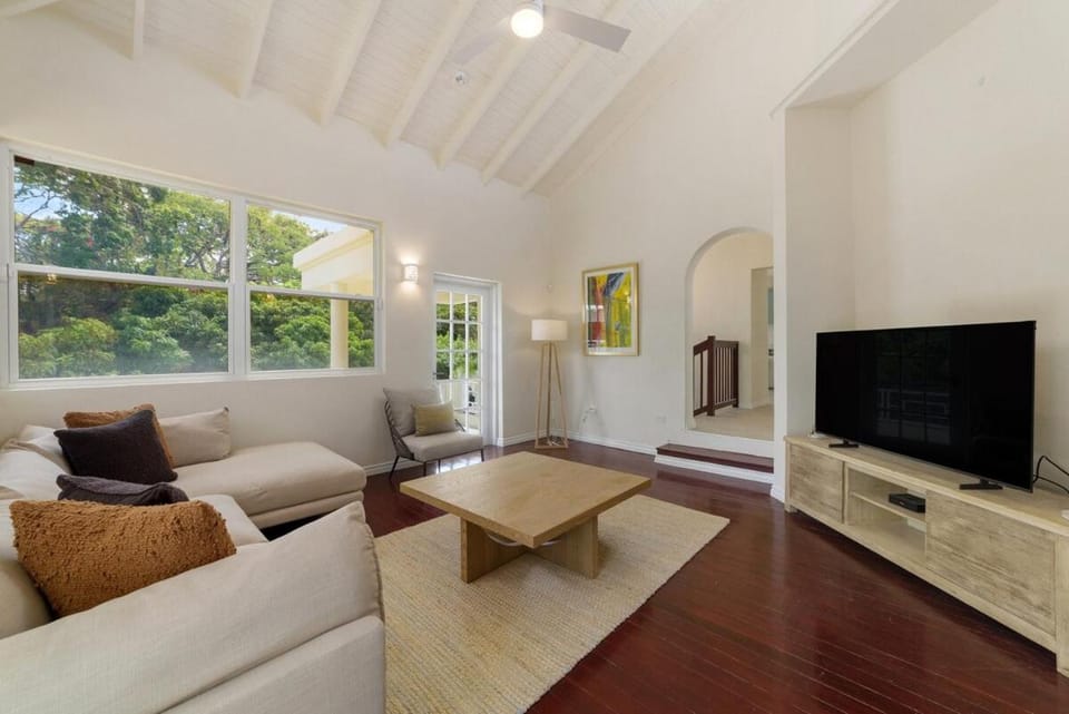 Casa Colibri Villa in Saint James