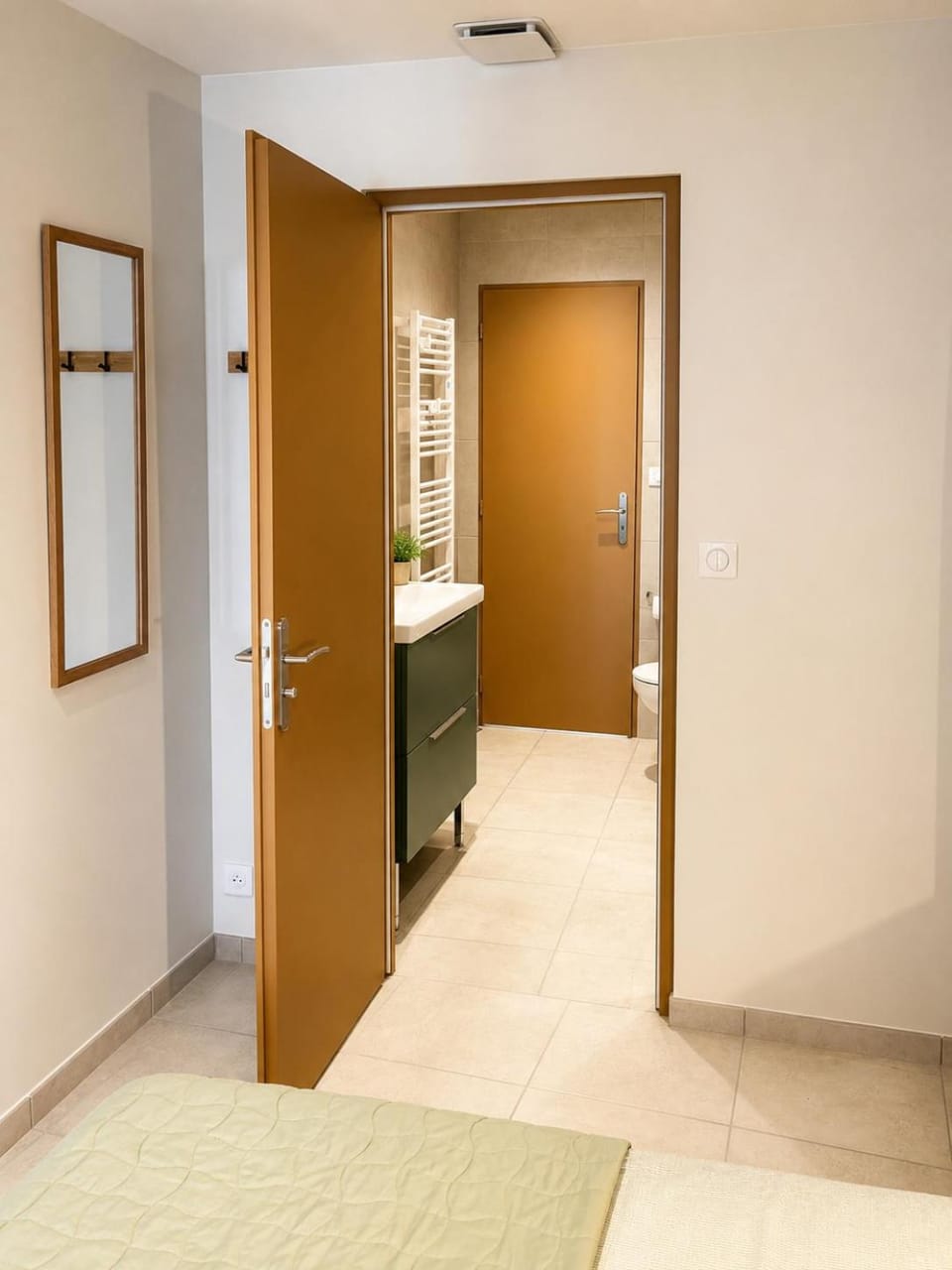 Shower, Toilet