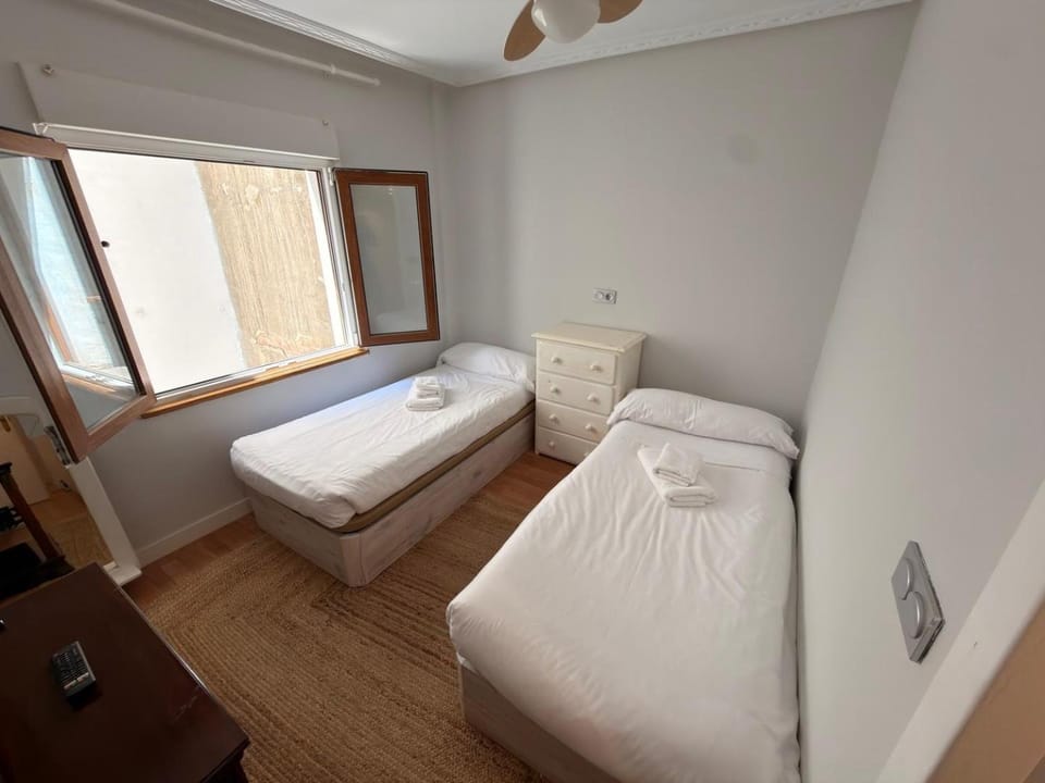 R2R - Bonito piso a 10 min de la playa - 1A171 Apartment in Gijón