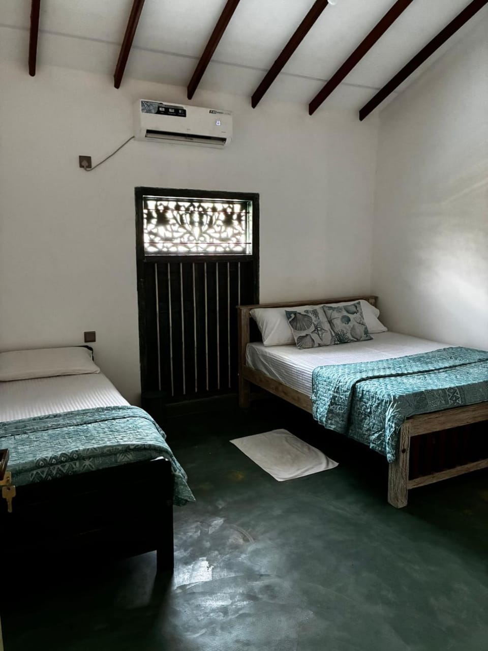 Bed, Bedroom, air conditioner