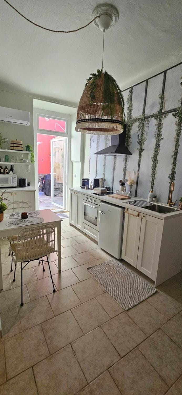 Lola's Sanremo Centro House in Sanremo