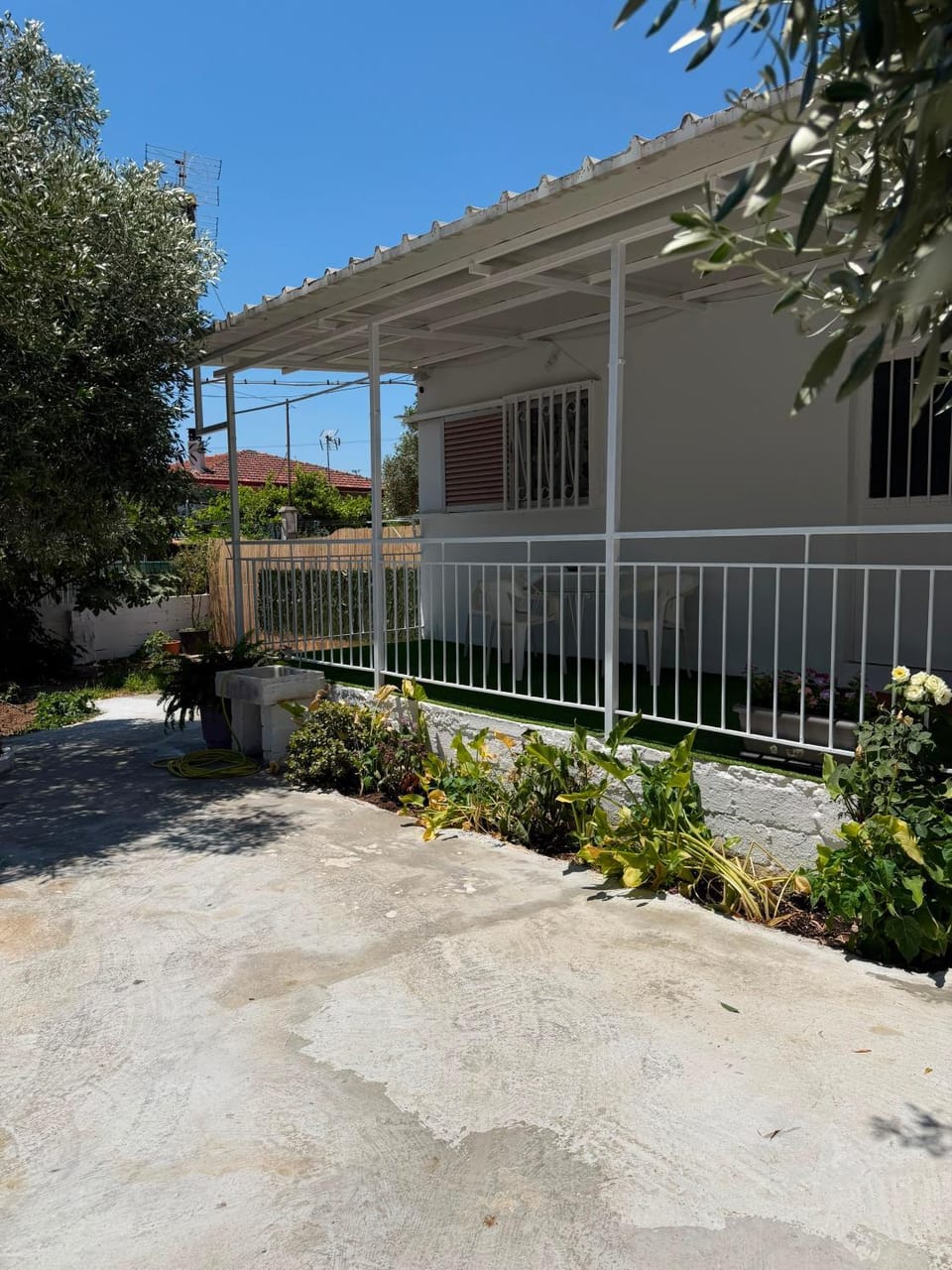 Airport Near The Beach House Apartment in East Attica Regional Unit, Greece