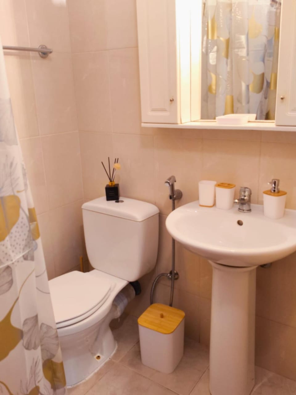 HostySpot - Prédio Socol T1 Apartment in Santa Maria
