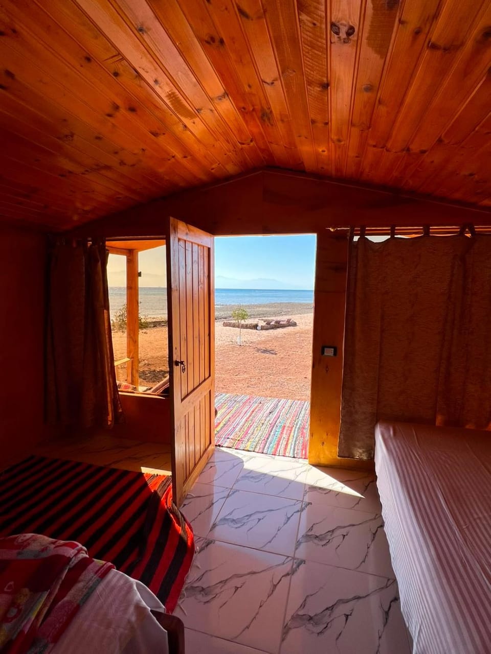 Natural landscape, View (from property/room), Photo of the whole room, Bedroom