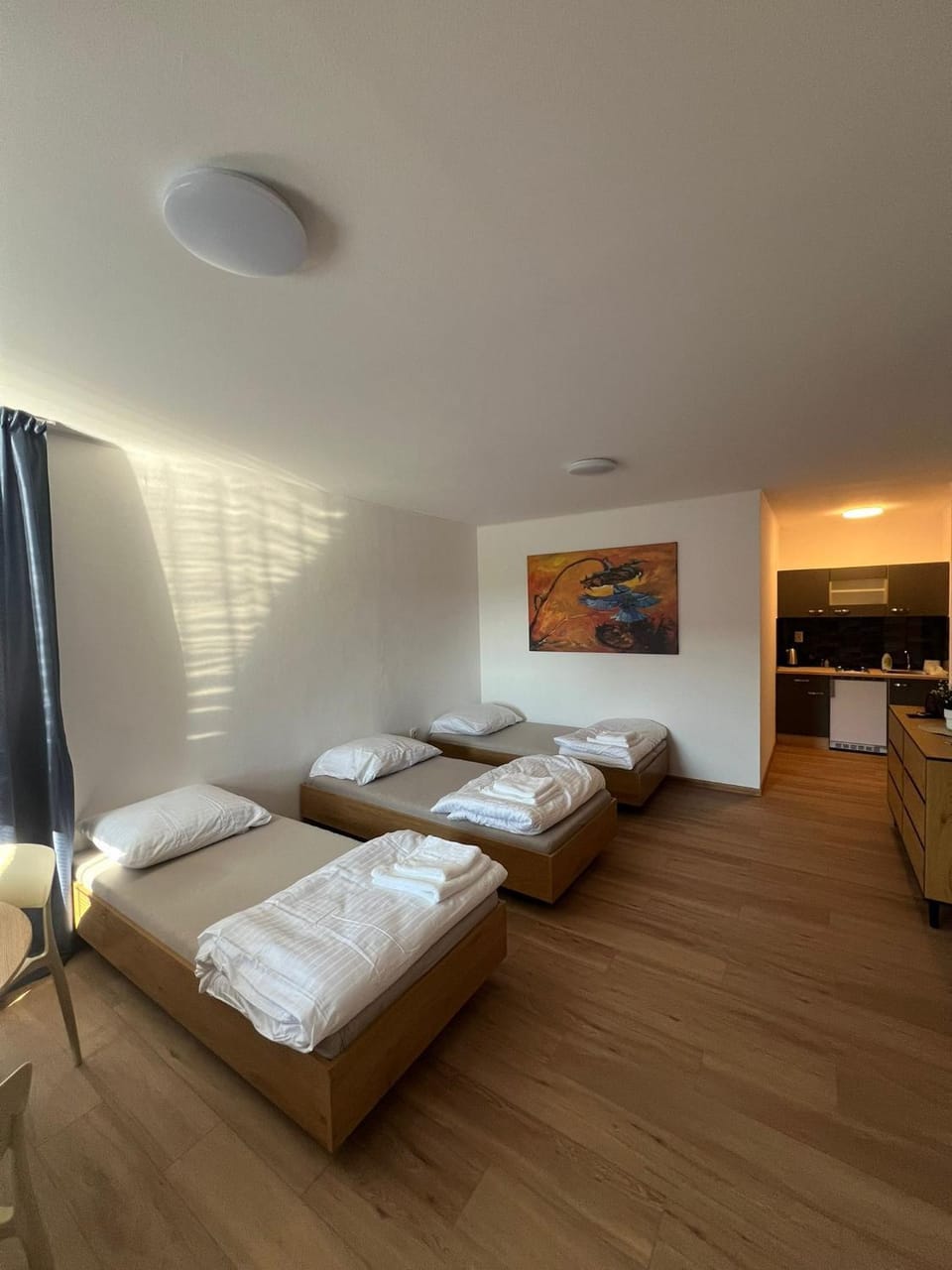Photo of the whole room, Bedroom