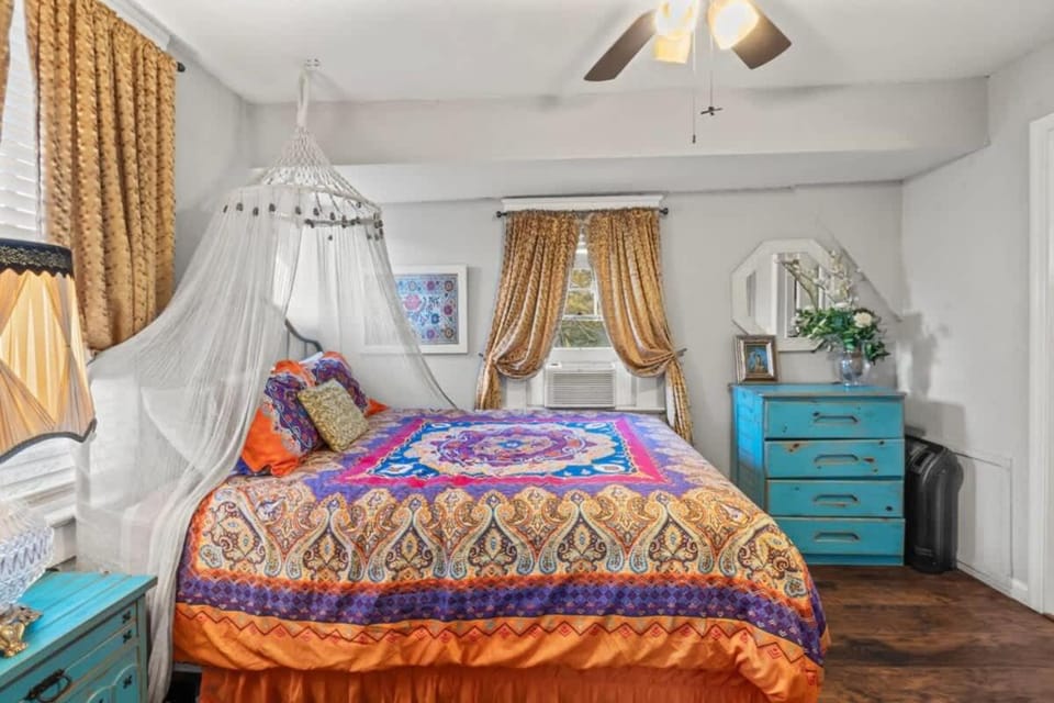Electric Boho - Team Joseph Ellen Apartment in Jacksonville