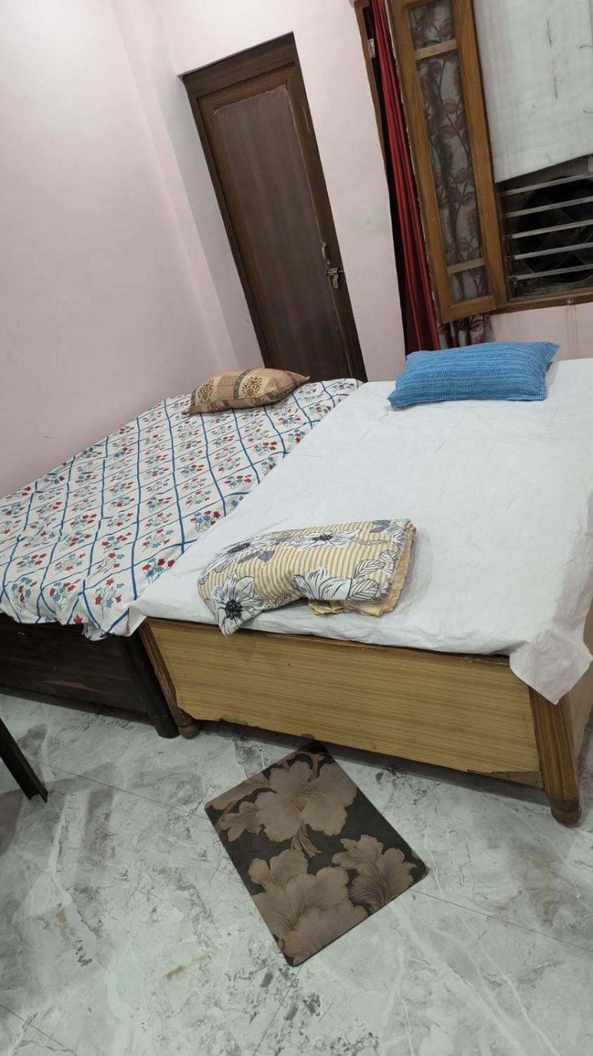 Harekrishna homestay top floor 2 Apartment in Lucknow