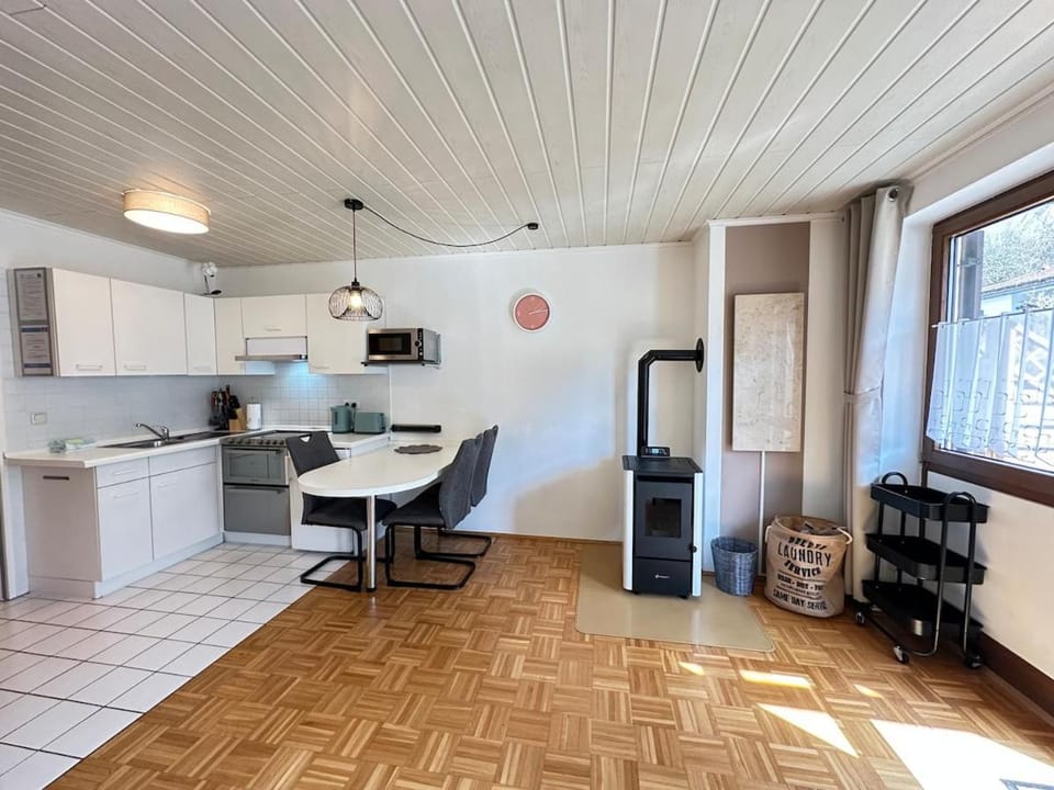 Ferienwohnung mit Terrasse - Hunde willkommen Apartment in Straubing-Bogen
