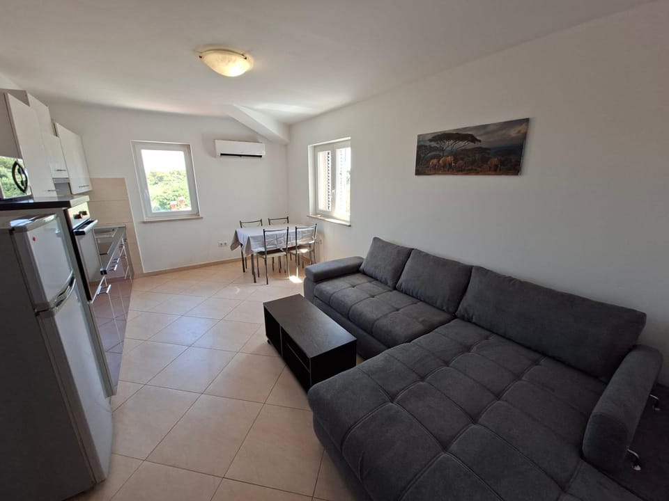 Apartment with no balcony Apartment in Pula