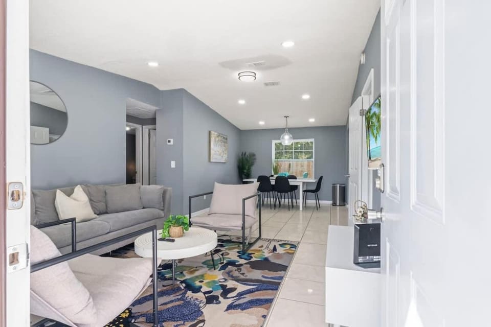 Hardwick Haven - Team Joseph Ellen House in Jacksonville