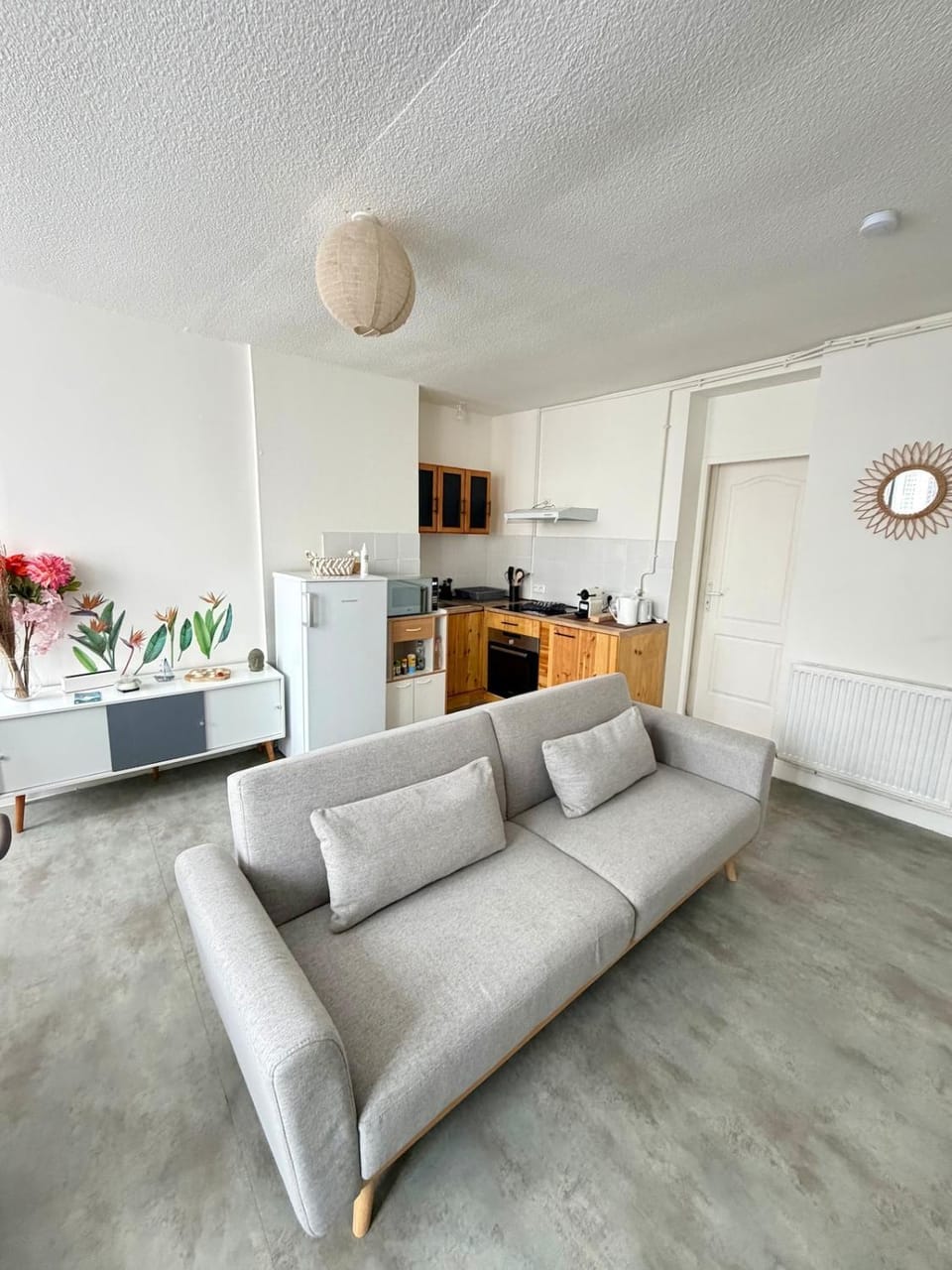 Kitchen or kitchenette, stove, stove