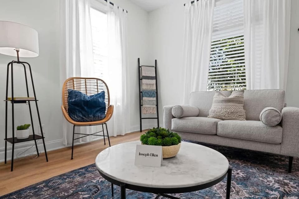 Designer 2BR - Historic Charm Walk to Fun House in Jacksonville