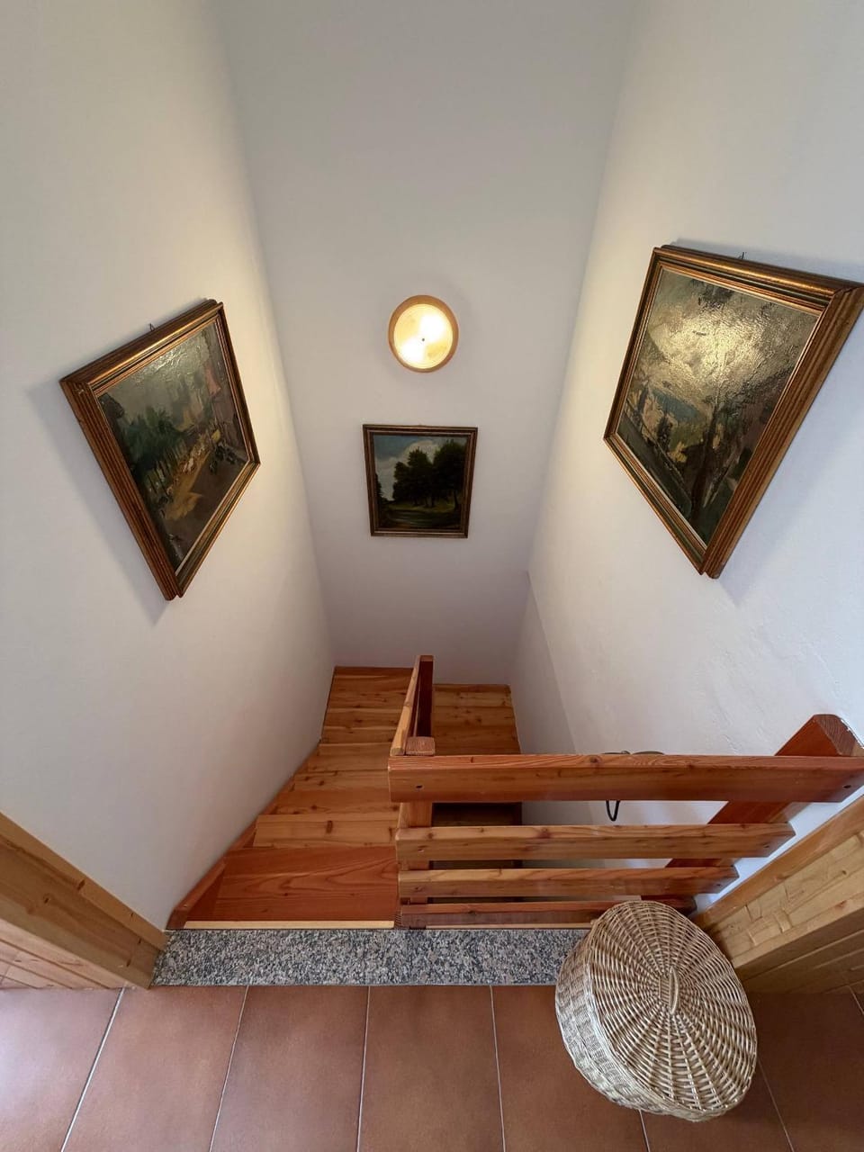 Decorative detail, Seating area