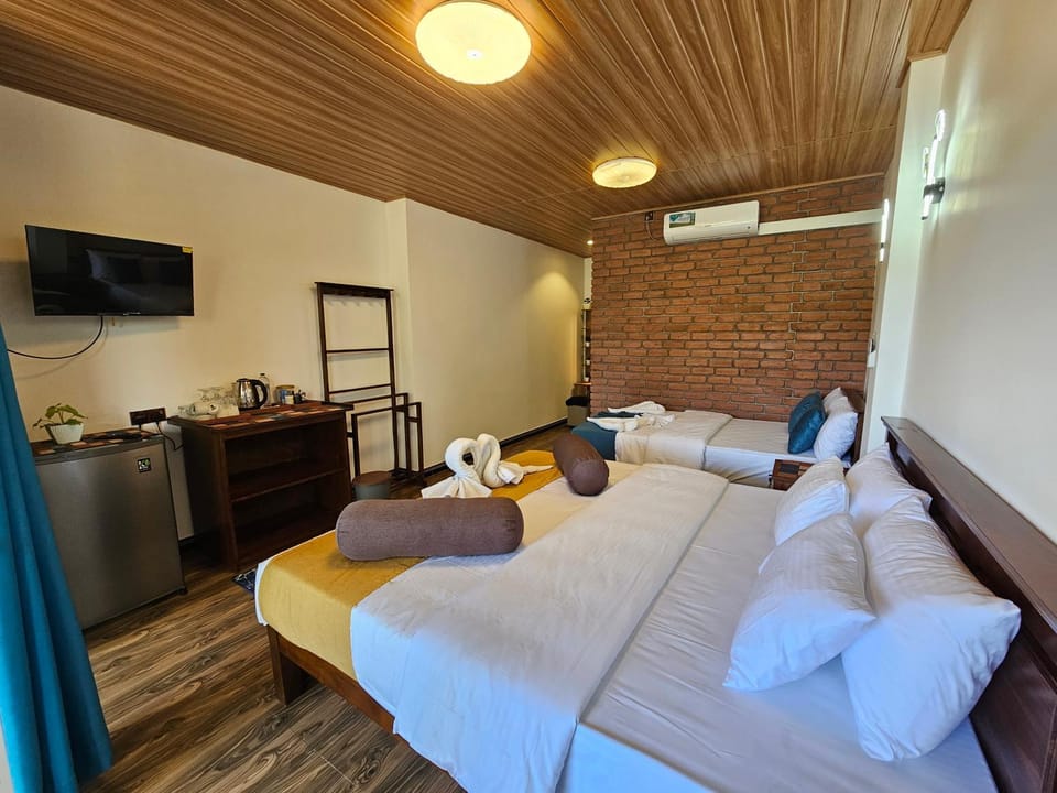 Bed, TV and multimedia, Photo of the whole room, Bedroom, minibar