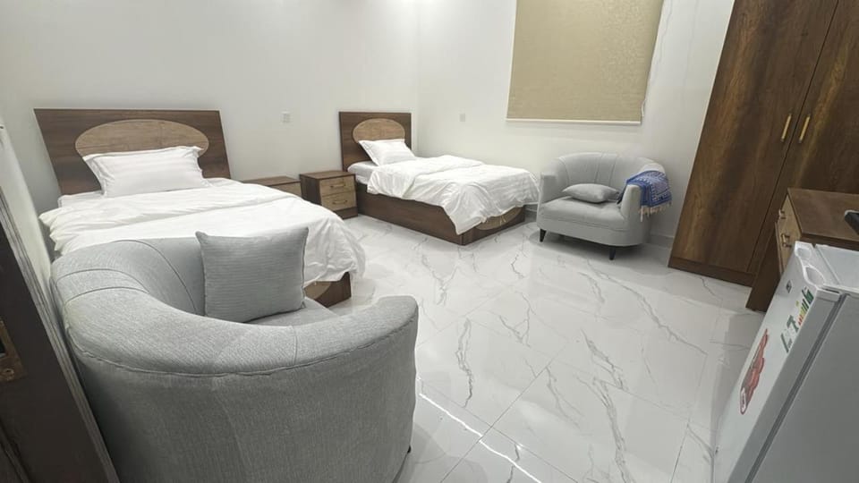 Photo of the whole room, Bedroom, furniture, air conditioner