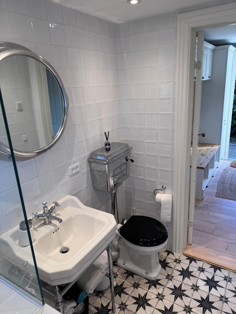 Toilet, Bathroom