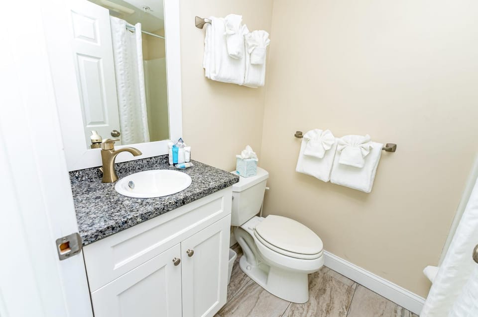 Edgewater Beach Resort - STUMU Apartment in Dennis Port