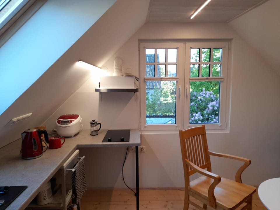 Coffee/tea facilities, Kitchen or kitchenette
