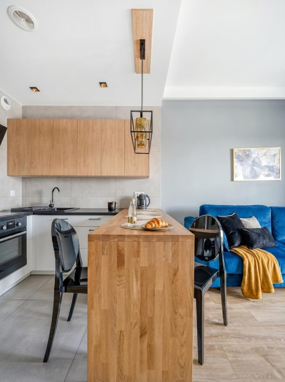 Kitchen or kitchenette, Living room, Seating area, Dining area, dishwasher, minibar, pet friendly, stove