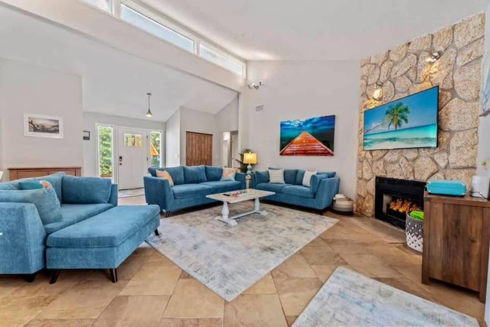 Saltwater Retreat - Pool Golf Cart Inlcuded House in Jacksonville Beach