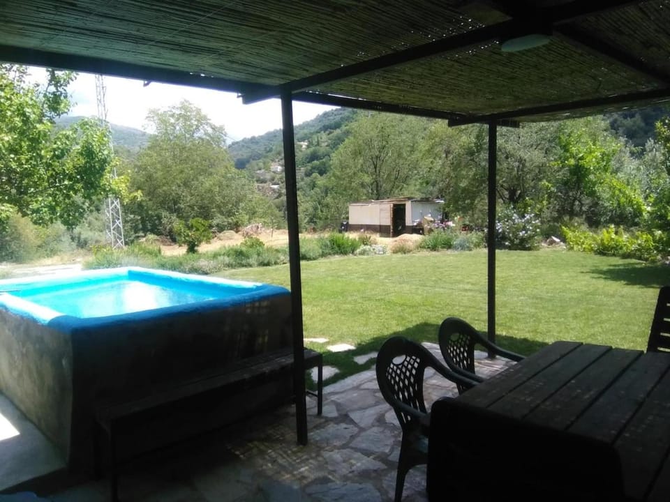 Comfortable lakeside house! Chalet in Andalusia