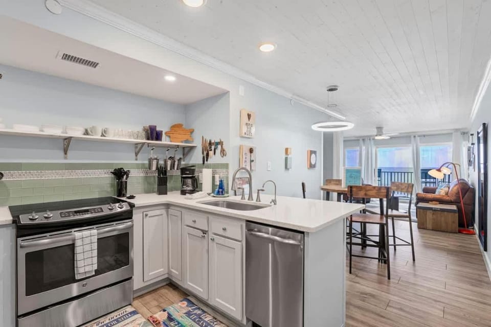 Seabreeze Stay - Team Joseph Ellen House in Jacksonville Beach