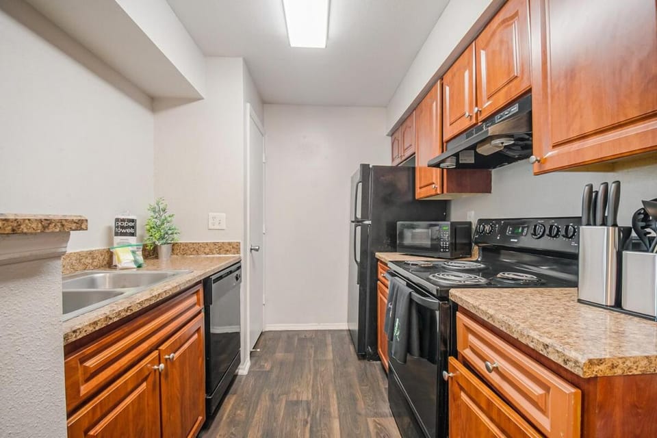Stylish 2-Bedroom Minutes from Universal Orlando Apartment in Orlando