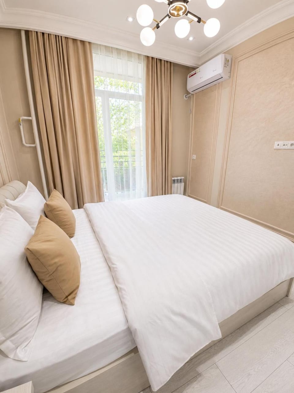 Yunusabad Metro Apartment with Large Balcony Apartment in Europe
