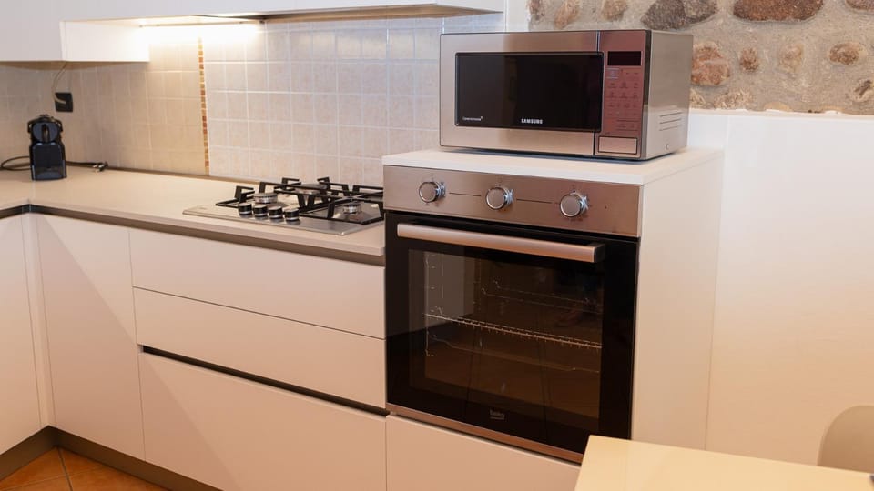 microwave, oven