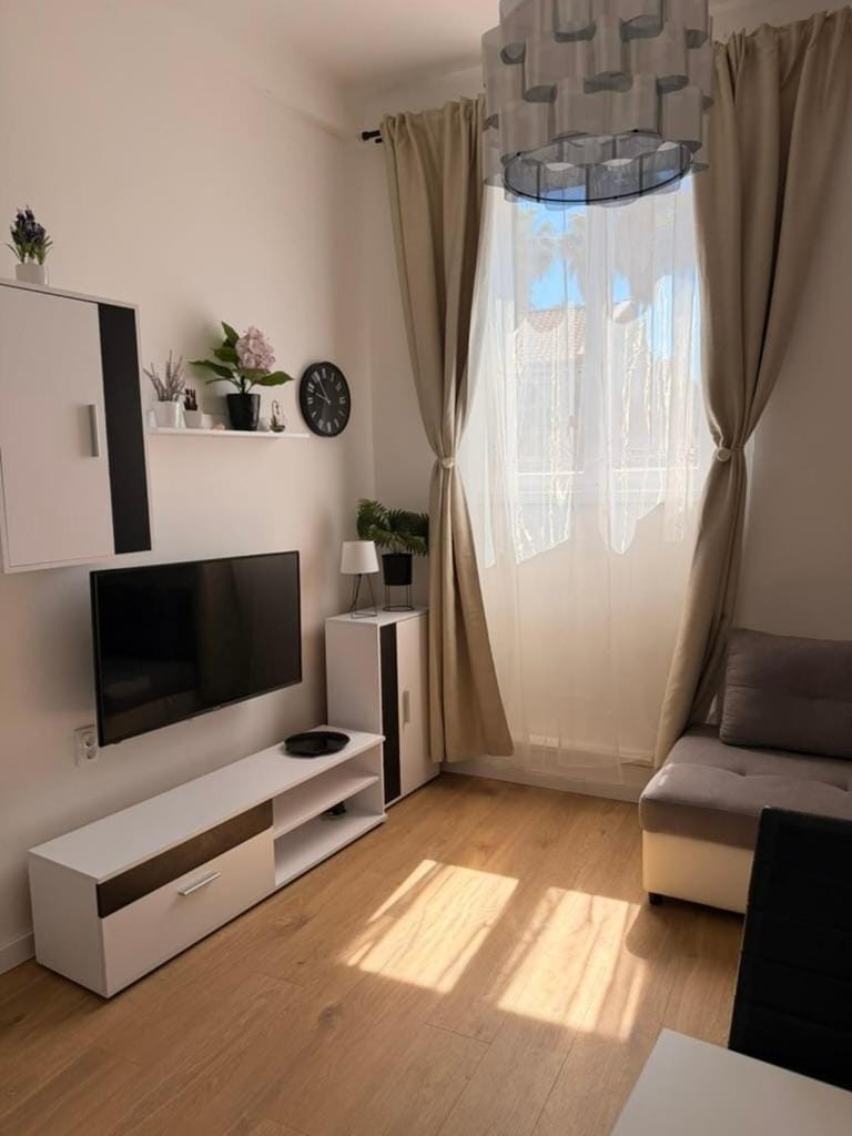 Lovely Apartment in Vis City Center Apartment in Vis