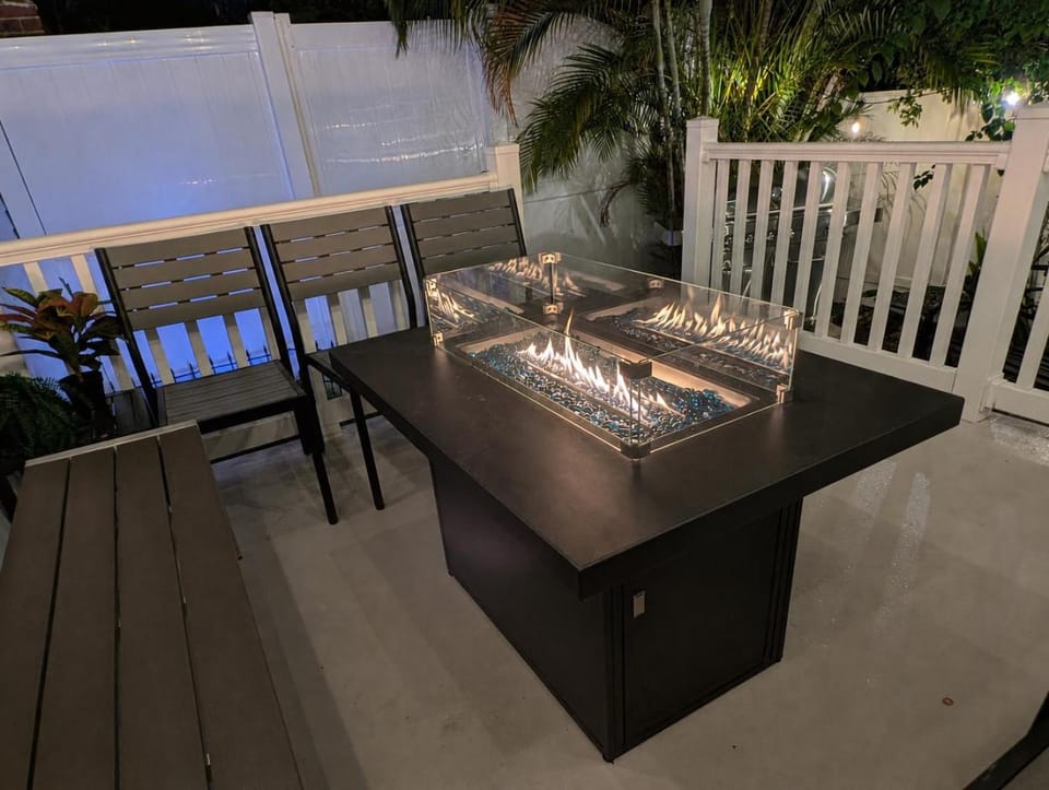 9-Seat Hot Tub Walkable Historic Downtown Vacation rental in Tampa