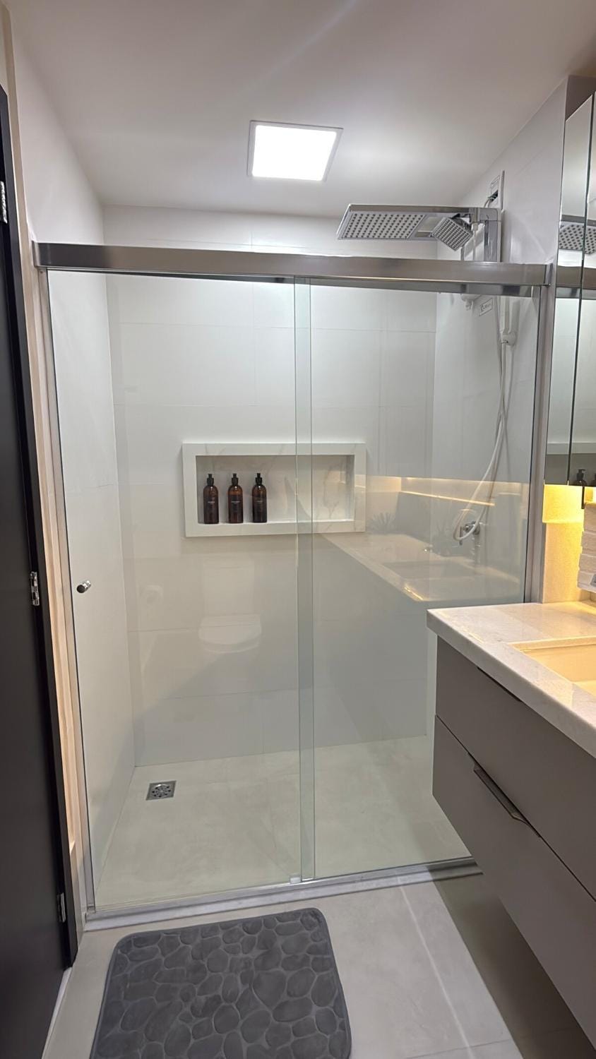 Shower, Bathroom