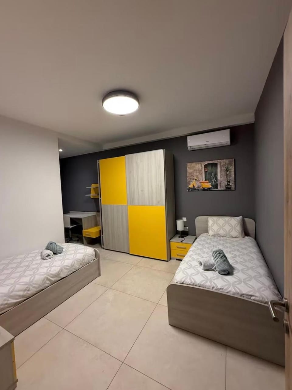 Private Room in Shared Apartment Central Msida Vacation rental in Malta