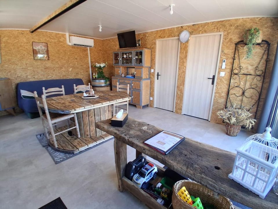 Refuge climatisé tout proche du Pal Apartment in Bourgogne-Franche-Comté