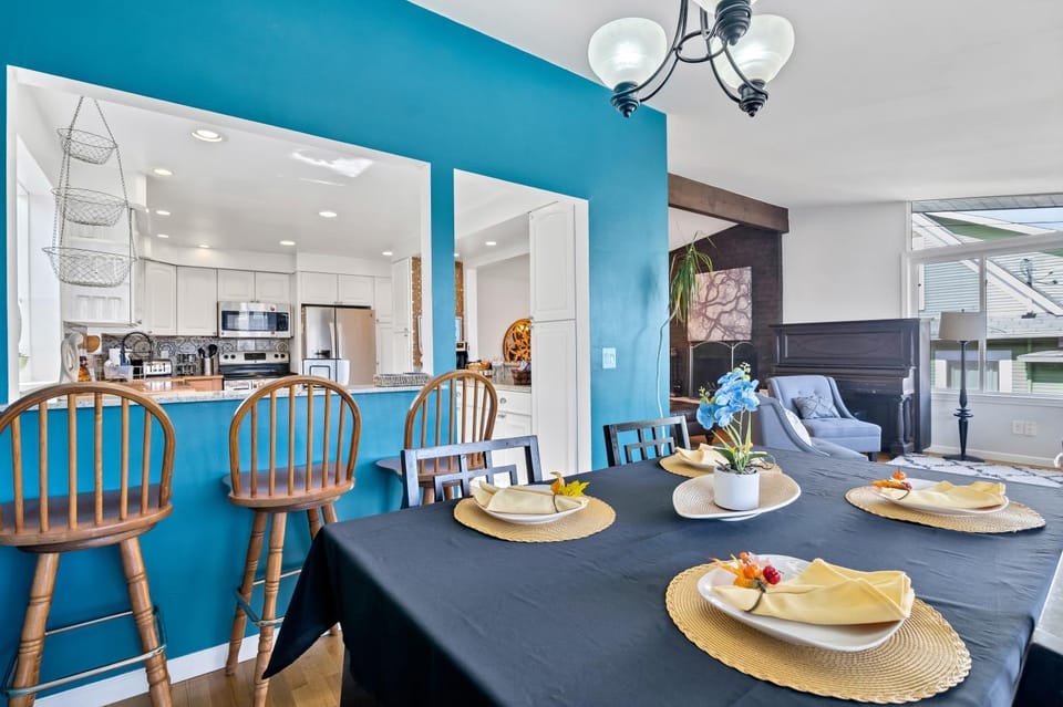 Lakeview Haven 3Bd/3Ba Estate Game Day Stay House in Tukwila