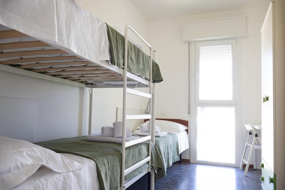 Bedroom, bunk bed, wardrobe