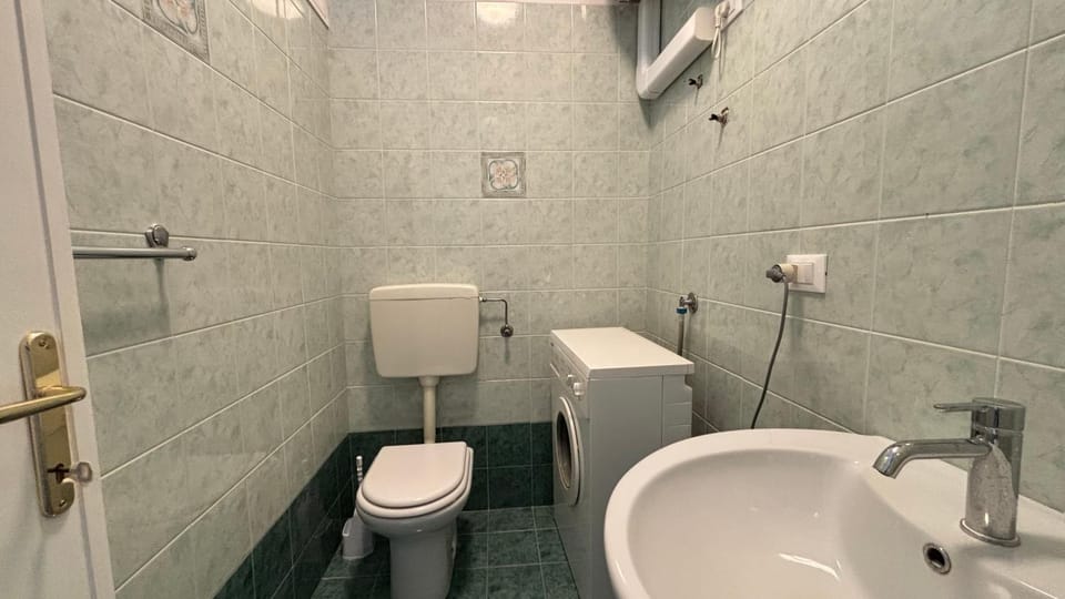 Bathroom, washing machine, washing machine