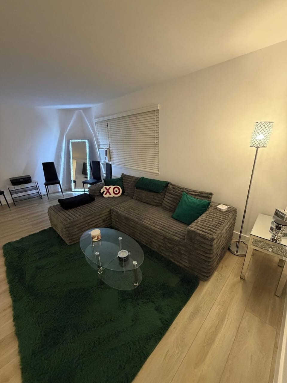 Cozy 1-bedroom apartment with AC in beautiful Los Angeles Apartment in Westwood